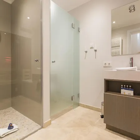 Stran Hus 2 度假居
